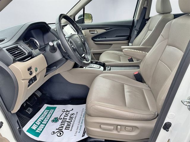 2016 Honda Pilot AWD 4dr Elite w/RES & Navi - 22936139 - 13