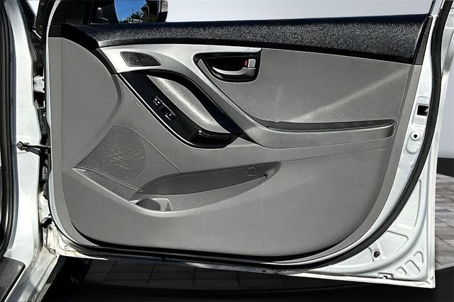 2016 Hyundai Elantra 4dr Sedan Automatic SE - 22940346 - 15