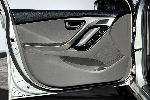 2016 Hyundai Elantra SE Sedan 4D - 22904546 - 8