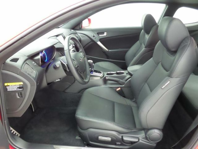 2016 Hyundai Genesis Coupe 2dr 3.8L Manual R-Spec - 15400110 - 4