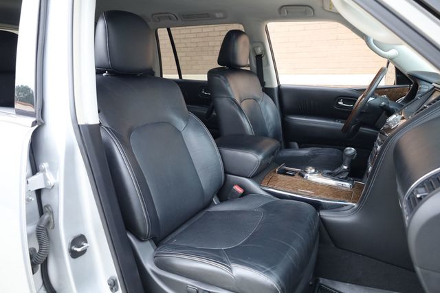 2016 INFINITI QX80 4WD 4dr - 22920306 - 16