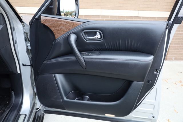 2016 INFINITI QX80 4WD 4dr - 22920306 - 28