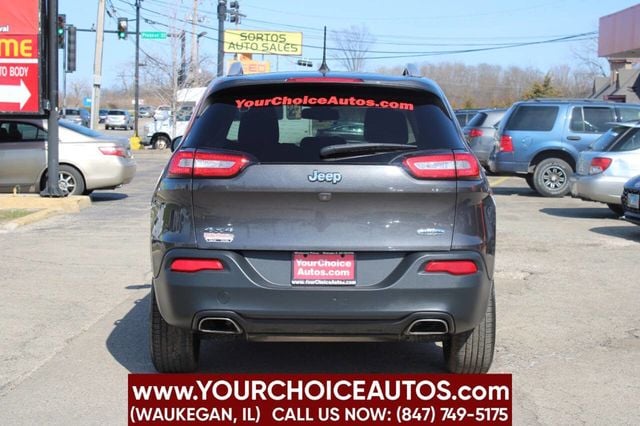 2016 Jeep Cherokee Latitude 4x4 4dr SUV - 22824253 - 5
