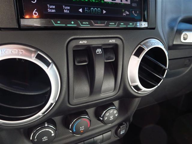 2016 Jeep Wrangler 4WD 2dr Sahara - 17081833 - 17