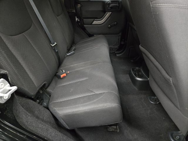 2016 Jeep Wrangler Unlimited 4WD 4dr Sport - 22932615 - 10
