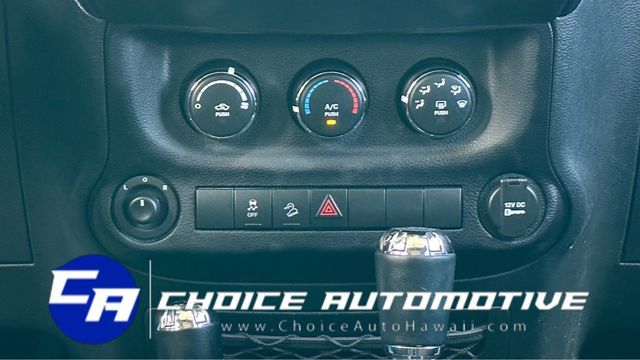 2016 Jeep Wrangler Unlimited 4WD 4dr Sport - 22385104 - 23