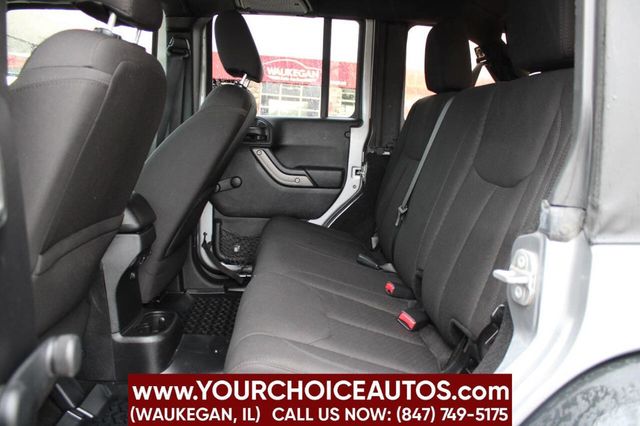 2016 Jeep Wrangler Unlimited 4WD 4dr Willys Wheeler - 22909847 - 15