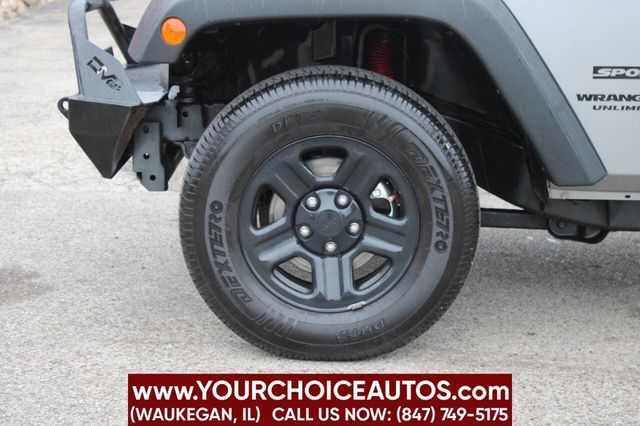 2016 Jeep Wrangler Unlimited 4WD 4dr Willys Wheeler - 22909847 - 8