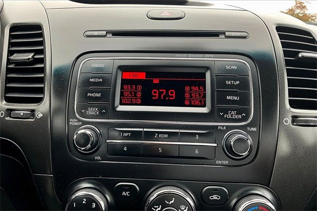 2016 Kia Forte 5-Door 5dr Hatchback Automatic LX - 22930122 - 25