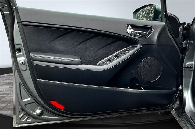 2016 Kia Forte 5-Door 5dr Hatchback Automatic LX - 22930122 - 8