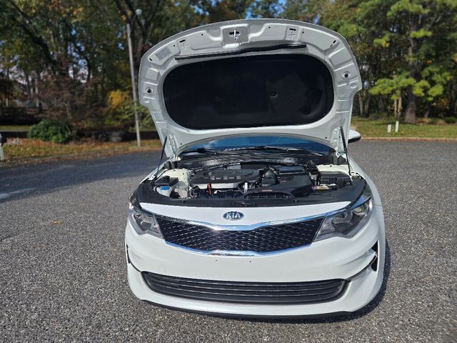 2016 Kia Optima 4dr Sedan LX - 22936750 - 18