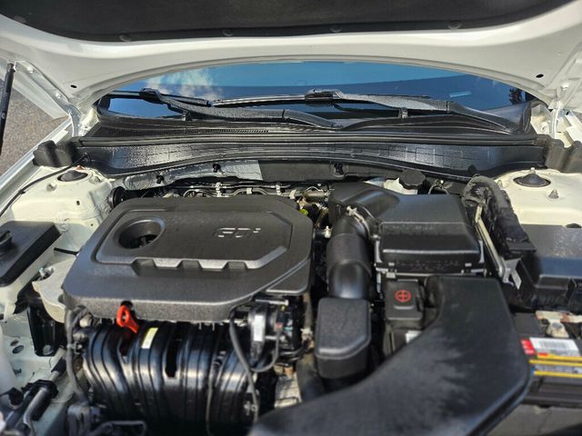 2016 Kia Optima 4dr Sedan LX - 22936750 - 19