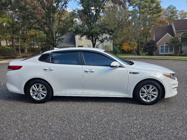 2016 Kia Optima 4dr Sedan LX - 22936750 - 5