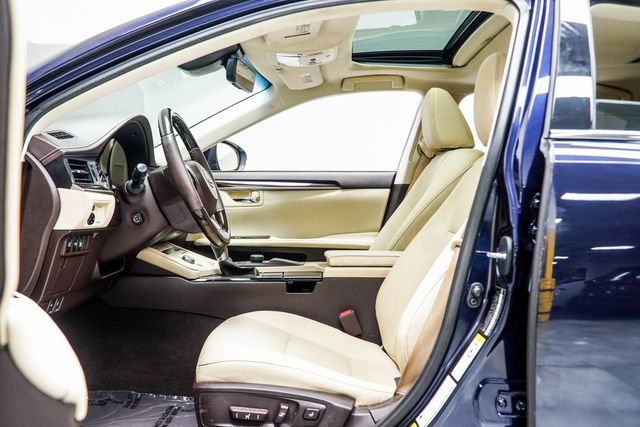 2016 Lexus ES 350 4dr Sedan - 22925662 - 35