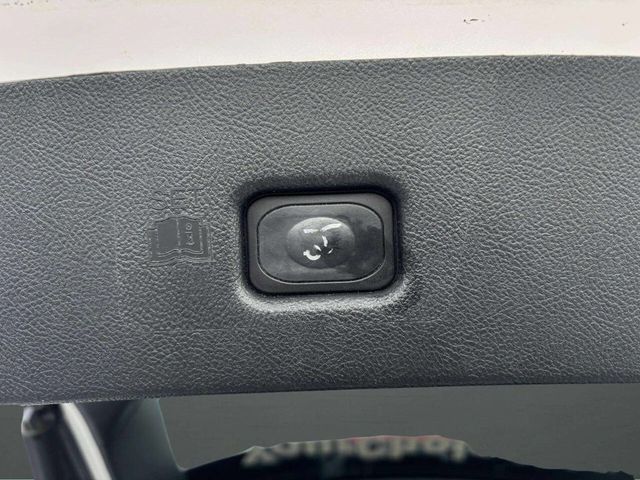 2016 Lincoln MKX AWD 4dr Reserve - 22938443 - 16