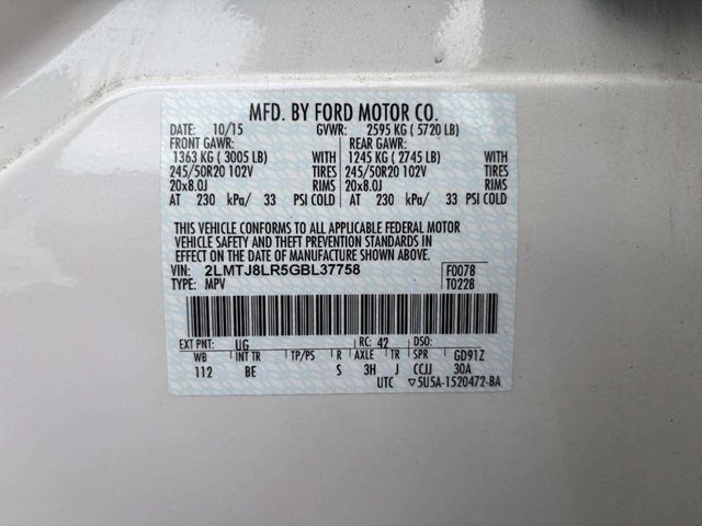 2016 Lincoln MKX AWD 4dr Reserve - 22938443 - 34