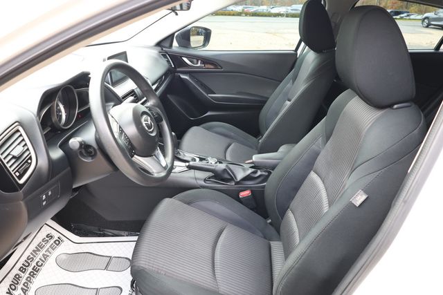 2016 Mazda Mazda3 4dr Sedan Automatic i Sport - 22939892 - 19