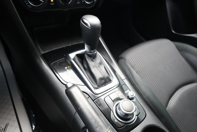 2016 Mazda Mazda3 4dr Sedan Automatic i Sport with Preferred Equipment Package - 22939892 - 15