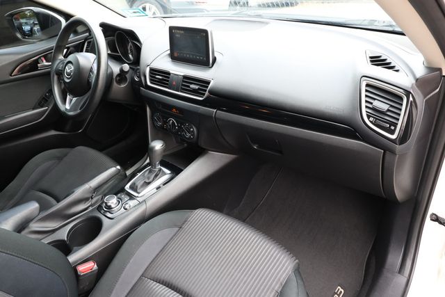 2016 Mazda Mazda3 4dr Sedan Automatic i Sport with Preferred Equipment Package - 22939892 - 24