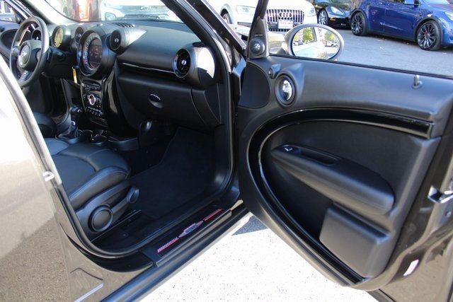 2016 MINI Cooper S Countryman ALL4 - 22934526 - 25