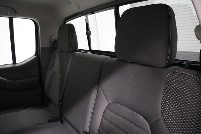 2016 Nissan Frontier 2WD Crew Cab SWB Automatic Desert Runner - 22907214 - 12