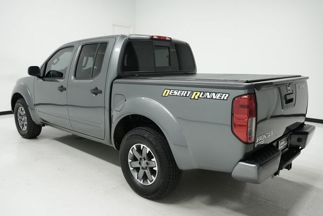 2016 Nissan Frontier 2WD Crew Cab SWB Automatic Desert Runner - 22907214 - 5
