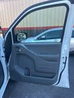 2016 Nissan Frontier 2WD Crew Cab SWB Automatic SV - 22900316 - 13