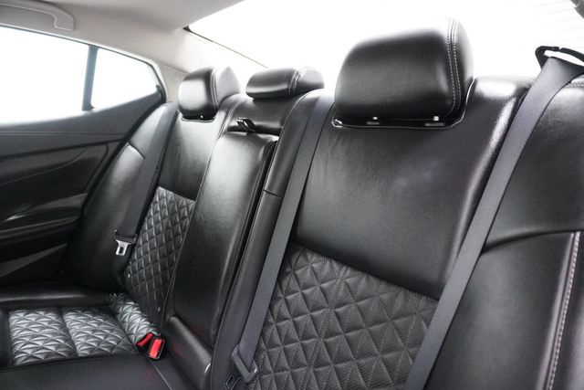 2016 Nissan Maxima  - 22915158 - 11