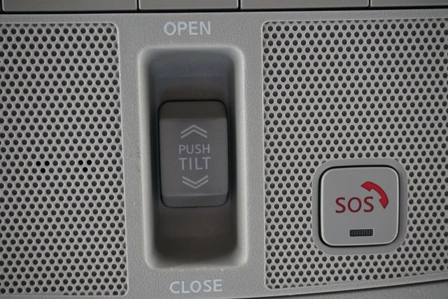 2016 Nissan Maxima  - 22915158 - 25