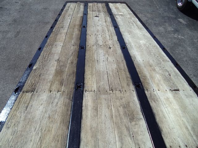 2016 Peterbilt 348 w/ Century 28ft Industrial Carrier 15 Ton Tamdem Axle - 22940003 - 21