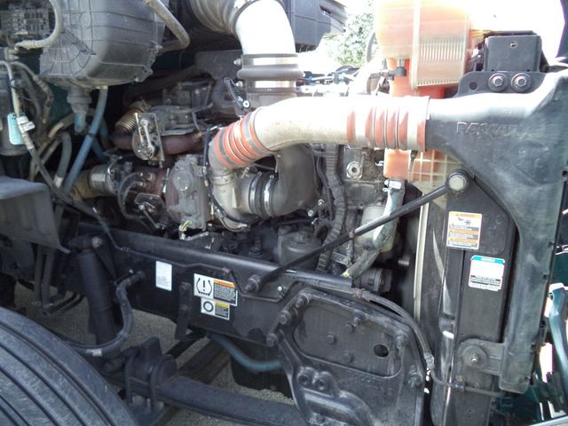 2016 Peterbilt 579 69 Inch Sleeper Truck Day Cab Truck Tandem Axle - 22929557 - 20