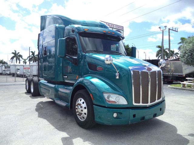 2016 Peterbilt 579 69 Inch Sleeper Truck Day Cab Truck Tandem Axle - 22929557 - 4
