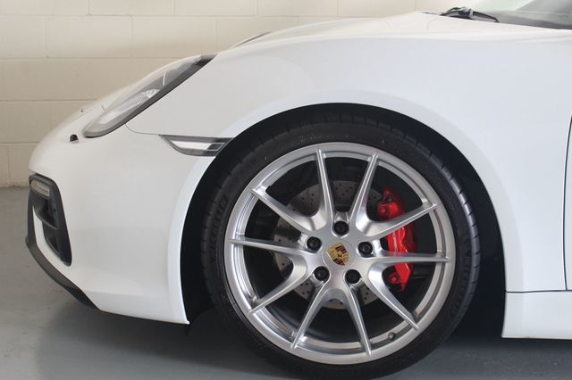 2016 Porsche Boxster 2dr Roadster GTS - 22876040 - 15