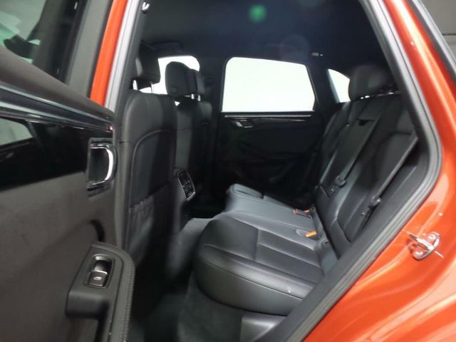 2016 Porsche Macan AWD 4dr S - 15400142 - 5