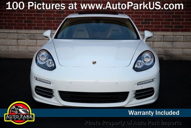 2016 Porsche Panamera Base
