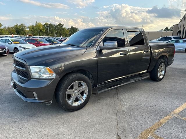 2016 Ram 1500 2WD Crew Cab 140.5" Tradesman - 22936359 - 2
