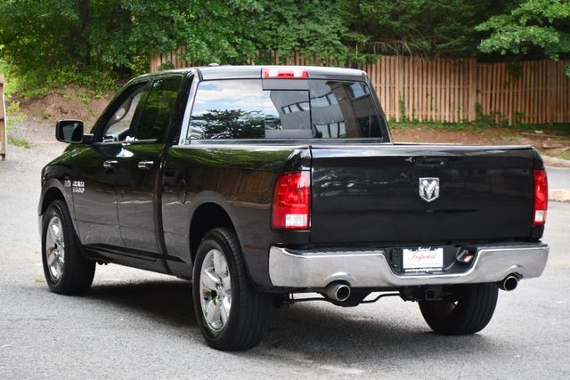 2016 Ram 1500 2WD Quad Cab 140.5" Big Horn - 21885426 - 4