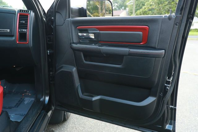 2016 Ram 1500 4WD Crew Cab 140.5" Rebel - 21004340 - 18