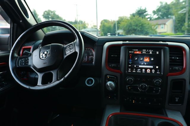 2016 Ram 1500 4WD Crew Cab 140.5" Rebel - 21004340 - 31