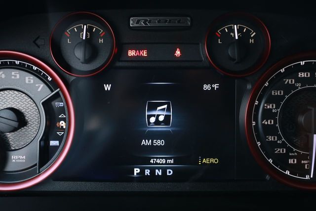 2016 Ram 1500 4WD Crew Cab 140.5" Rebel - 21004340 - 34