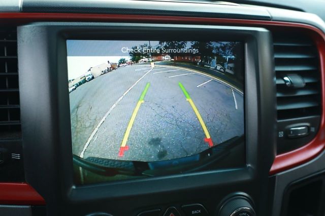 2016 Ram 1500 4WD Crew Cab 140.5" Rebel - 21004340 - 36
