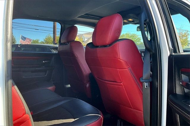 2016 Ram 1500 4WD Crew Cab 140.5" Rebel - 22921758 - 14