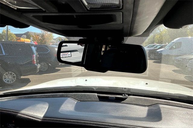 2016 Ram 1500 4WD Crew Cab 140.5" Rebel - 22921758 - 31