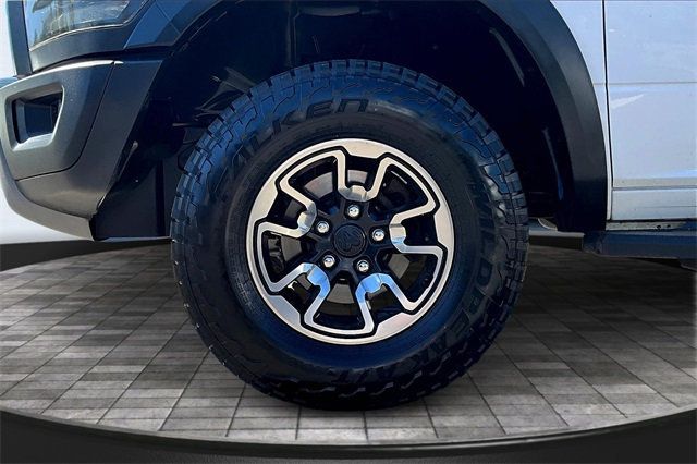 2016 Ram 1500 4WD Crew Cab 140.5" Rebel - 22921758 - 34