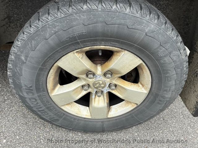 2016 Ram 1500 4WD Quad Cab 140.5" Tradesman - 22936210 - 19