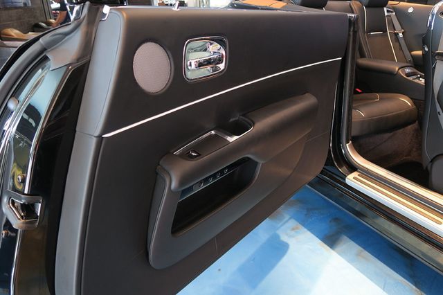 2016 Rolls-Royce Dawn 393 - 22938145 - 27
