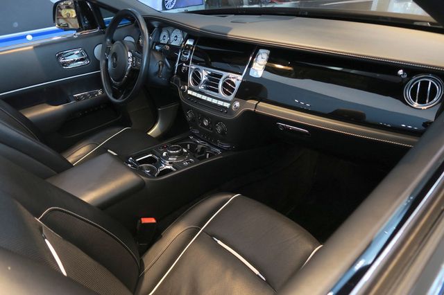 2016 Rolls-Royce Dawn 393 - 22938145 - 29