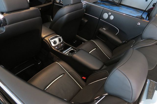 2016 Rolls-Royce Dawn 393 - 22938145 - 33