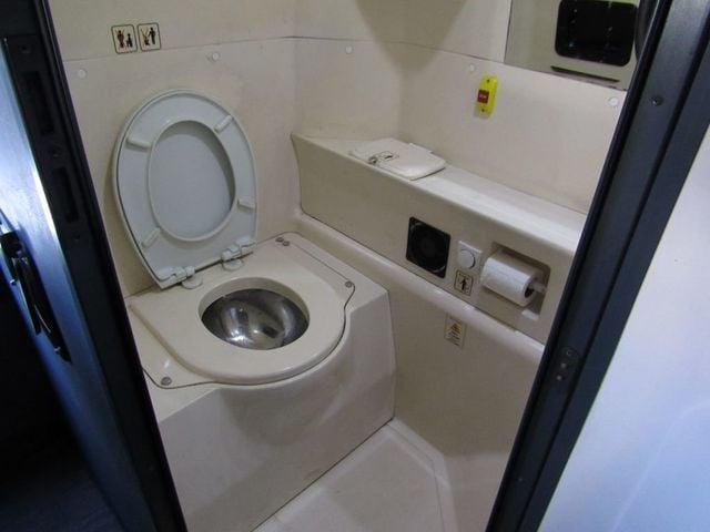 2016 TEMSA TS-35 - RESTROOM + 40 PASSENGERS + UNDERBELLY LUGGAGE - 22834063 - 28