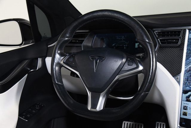 2016 Tesla Model X  - 22404988 - 9